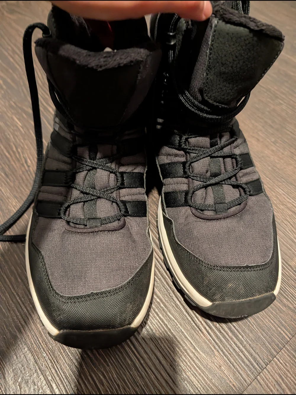 Quechua Men's Black and White Waterproof Trail Boots